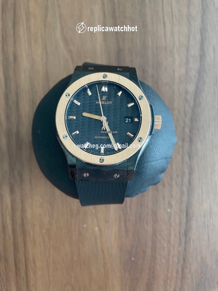 Hublot Classic Fusion 45, 42, 38, 33 mm Mens watch Unisex Automatic Rose gold 1346562 2