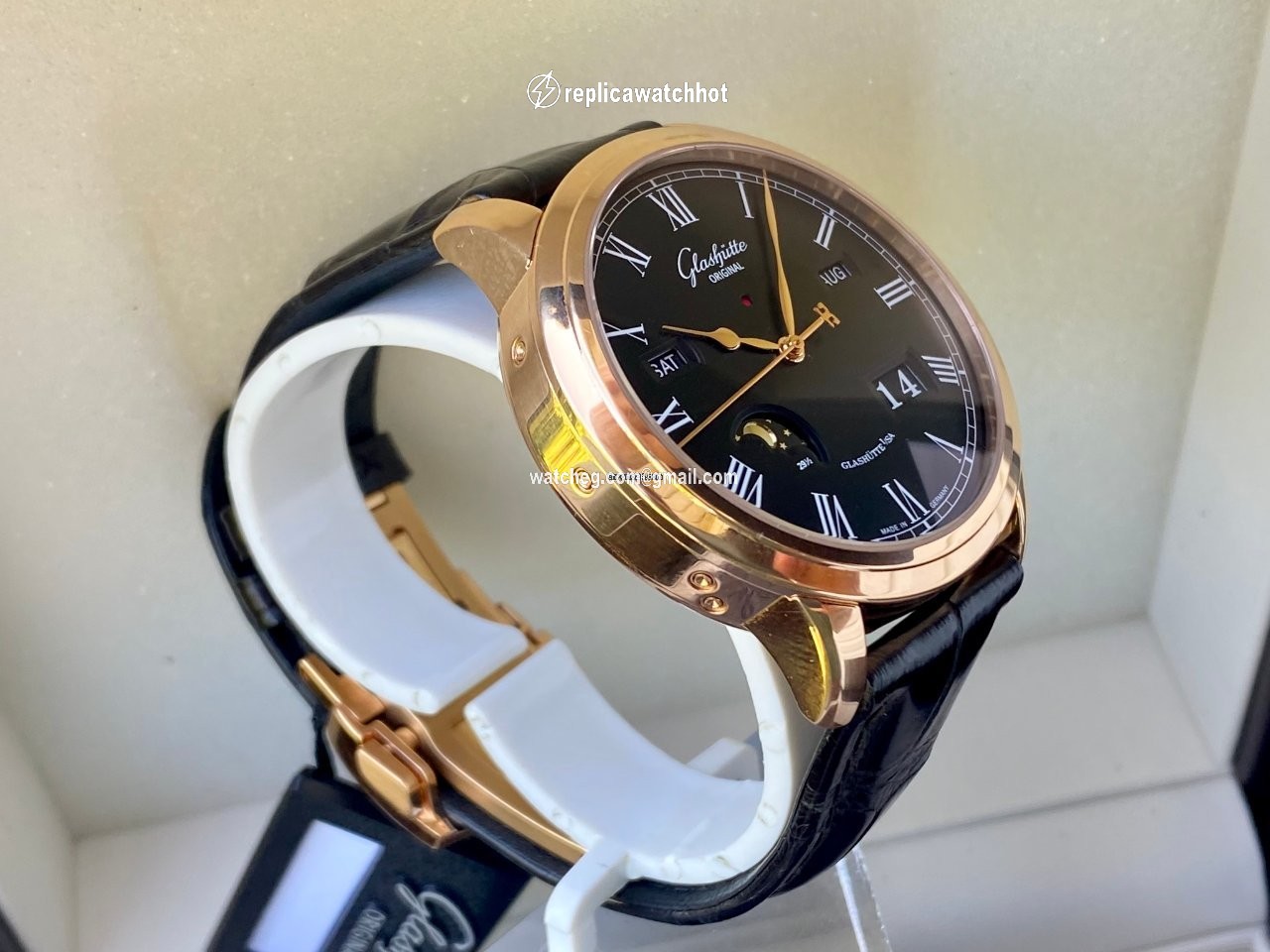 Glashtte Original Senator Perpetual Calendar Mens watch Unisex Automatic Rose gold 100-02-25-05-05 2