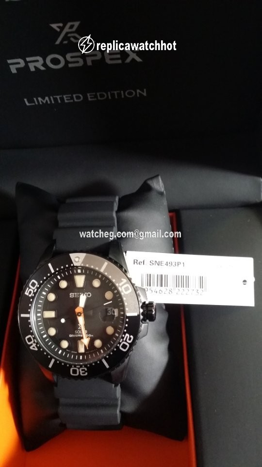 Seiko Prospex Mens watch Unisex Quartz Steel SNE493P1 2