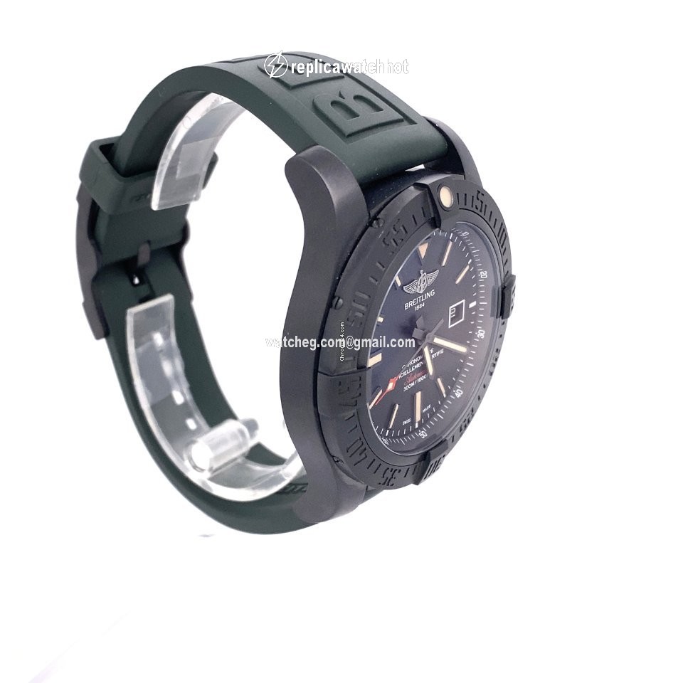 Breitling Avenger Blackbird Mens watch Unisex Automatic Titanium V1731010 BD12 2