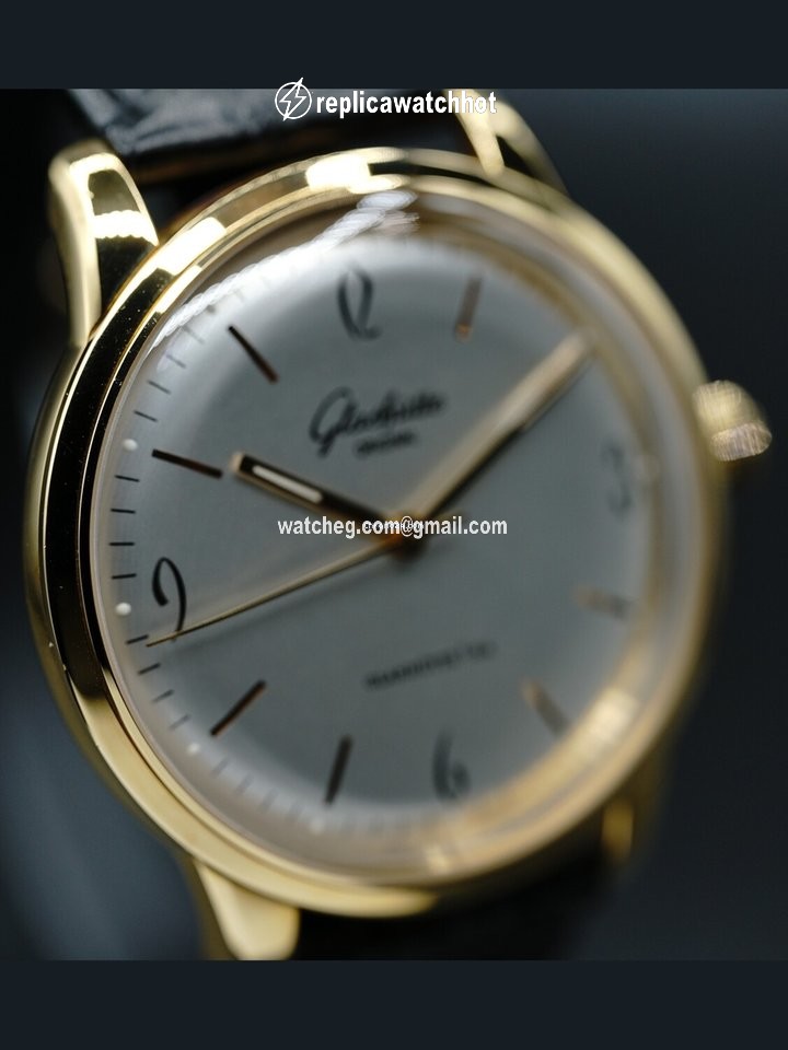 Glashtte Original Sixties Mens watch Unisex Automatic Rose gold 1-39-52-01-01-04 2