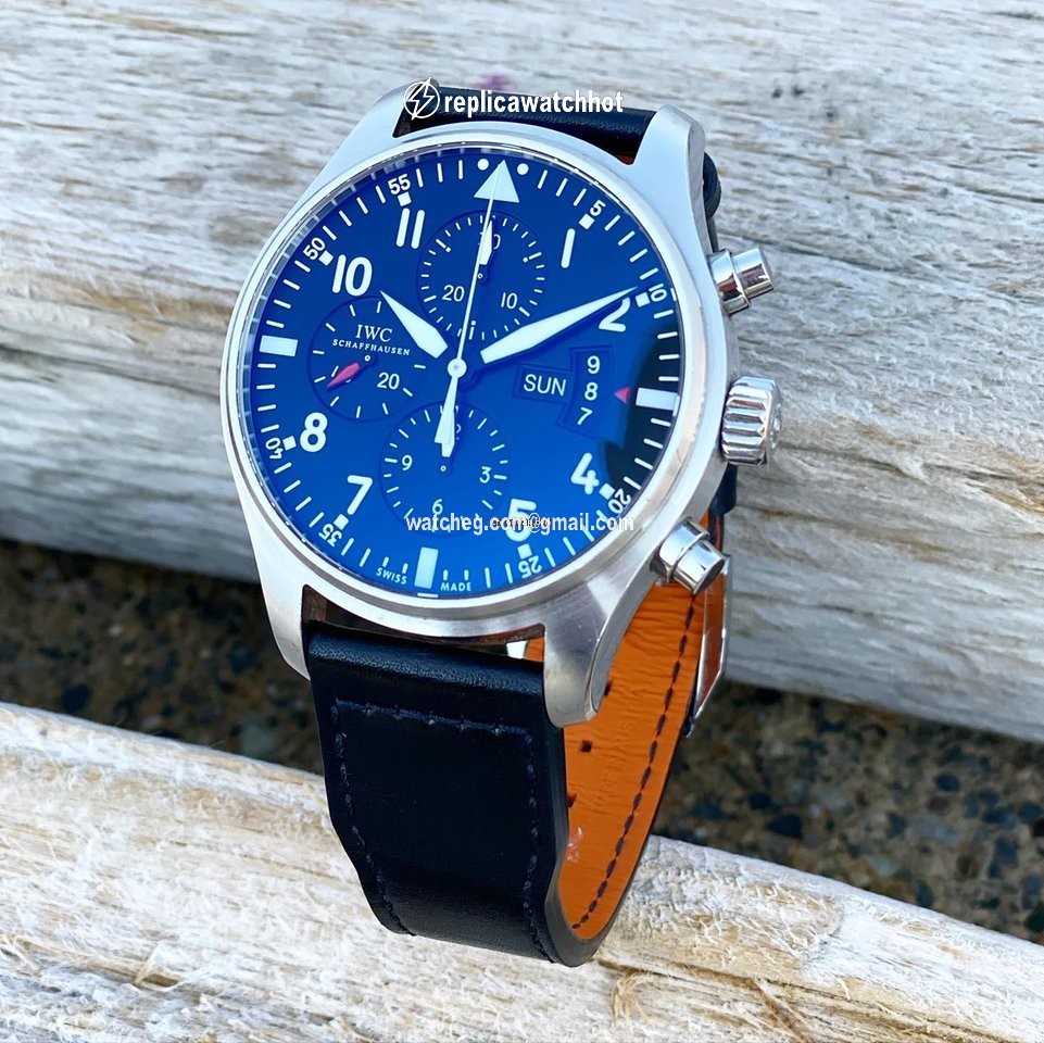 IWC Pilot Chronograph Mens watch Unisex Automatic Steel IW377701 2