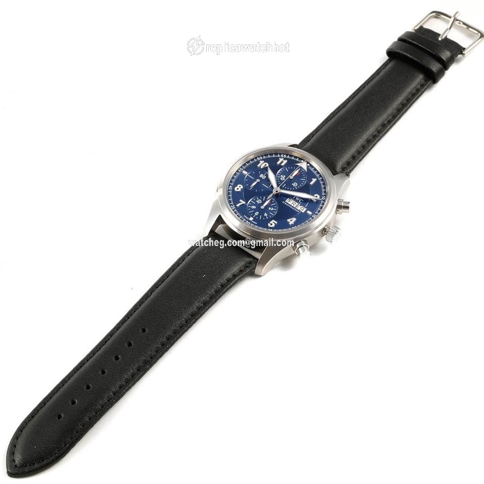 IWC Pilot Chronograph Mens watch Unisex Automatic Steel IW371712 2