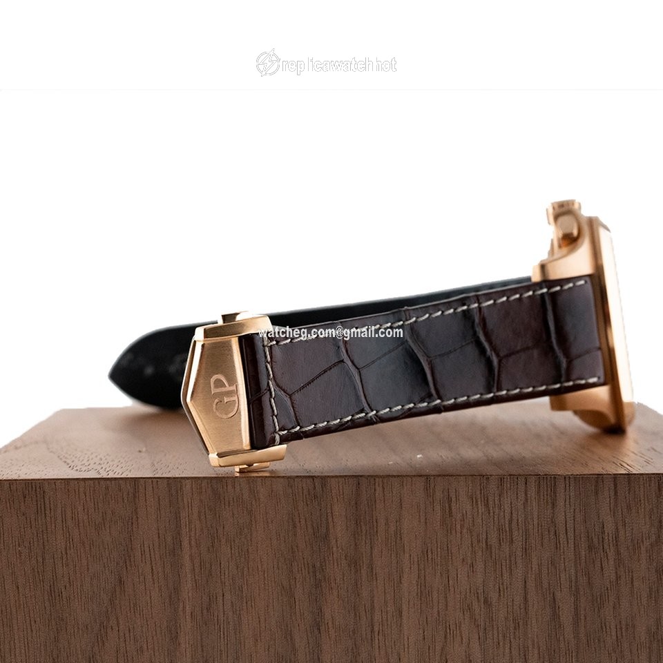 Girard Perregaux Traveller Automatic Rose gold 49700-52-134-BB6B 2
