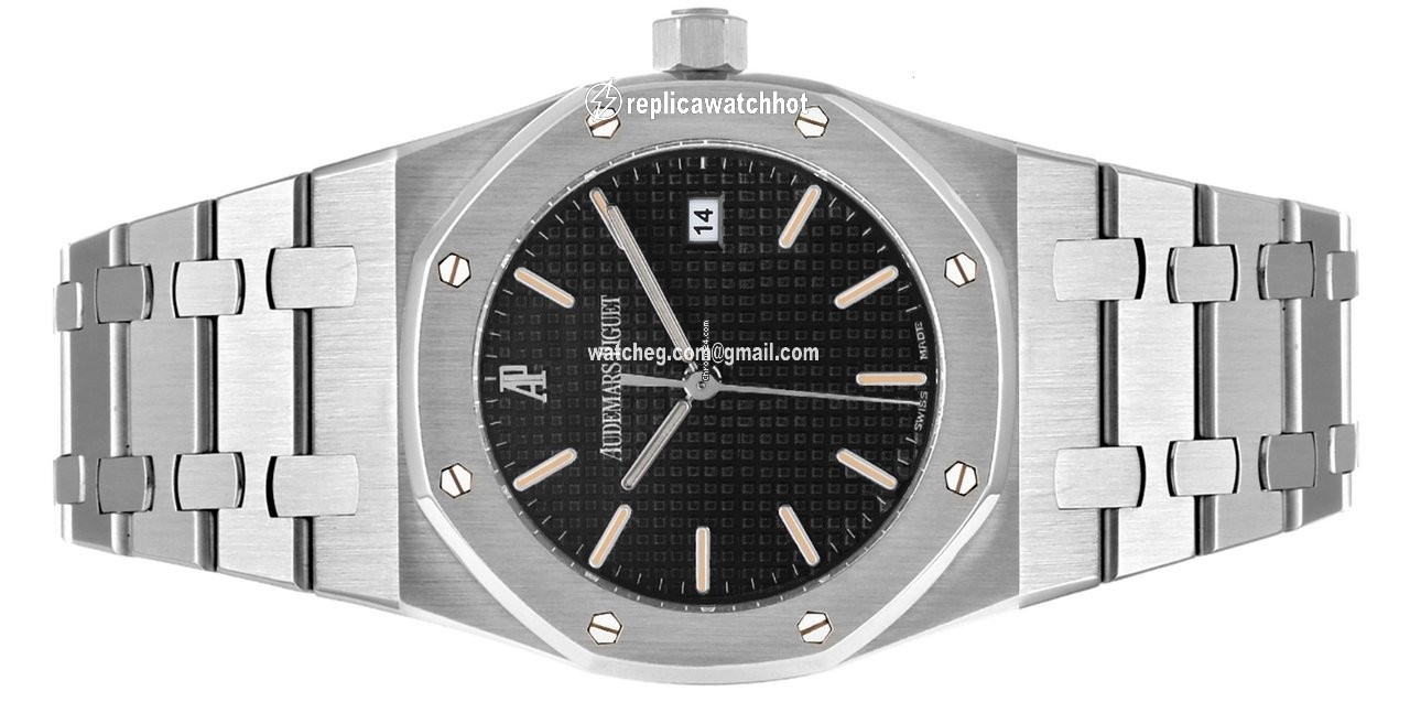 Audemars Piguet Royal Oak Quartz Steel 56023ST 2