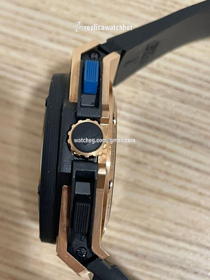 Hublot King Power Mens watch Unisex Automatic Rose gold 716.OM.1129.RX.EUR12 2