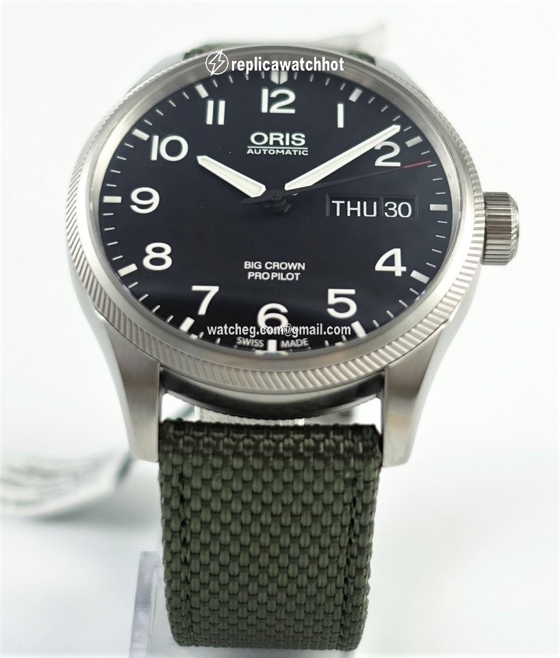 Oris Big Crown ProPilot Day Date Mens watch Unisex Automatic Steel 01 752 7698 4164 2