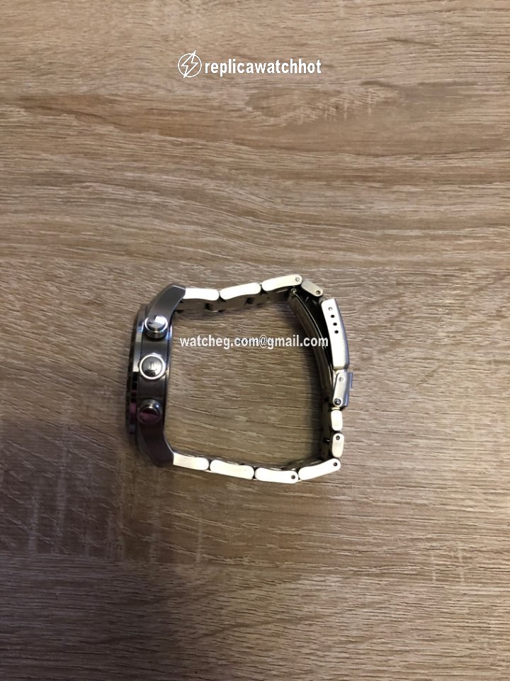 Tissot V8 Mens watch Unisex Quartz Steel T039.417.11.057.02 2