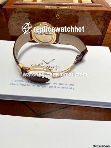 Breguet Classique Mens watch Unisex Automatic Yellow gold 7137BA 11 9V6 2