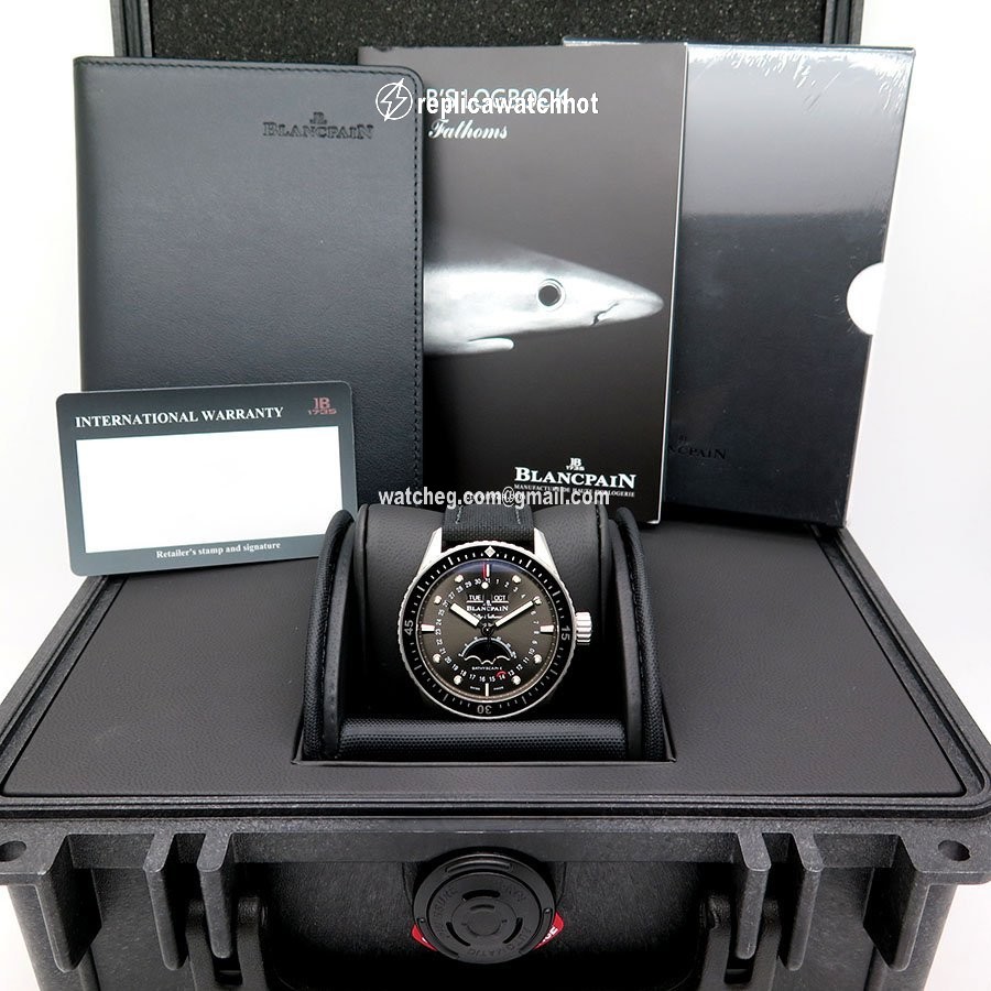 Blancpain Fifty Fathoms Bathyscaphe Mens watch Unisex Automatic Steel 5054 1110 B52A 2