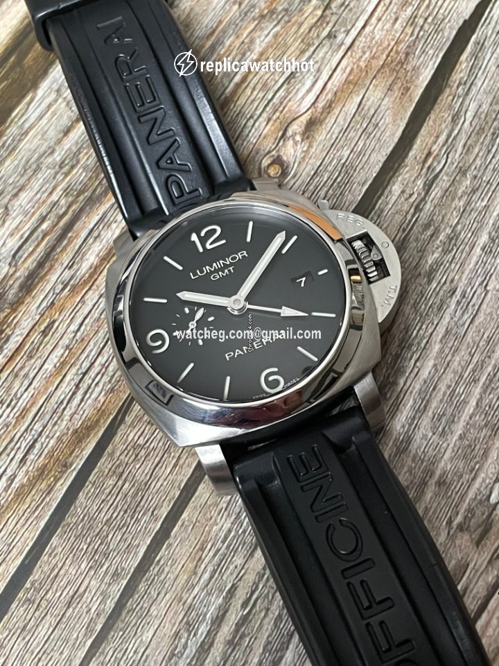 Panerai Luminor 1950 3 Days GMT Automatic Mens watch Unisex Automatic Steel PAM 00320 2