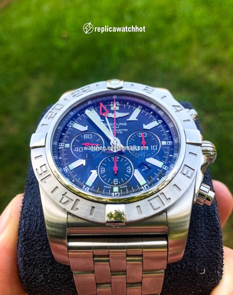 Breitling Chronomat GMT Mens watch Unisex Automatic Steel AB041210 2