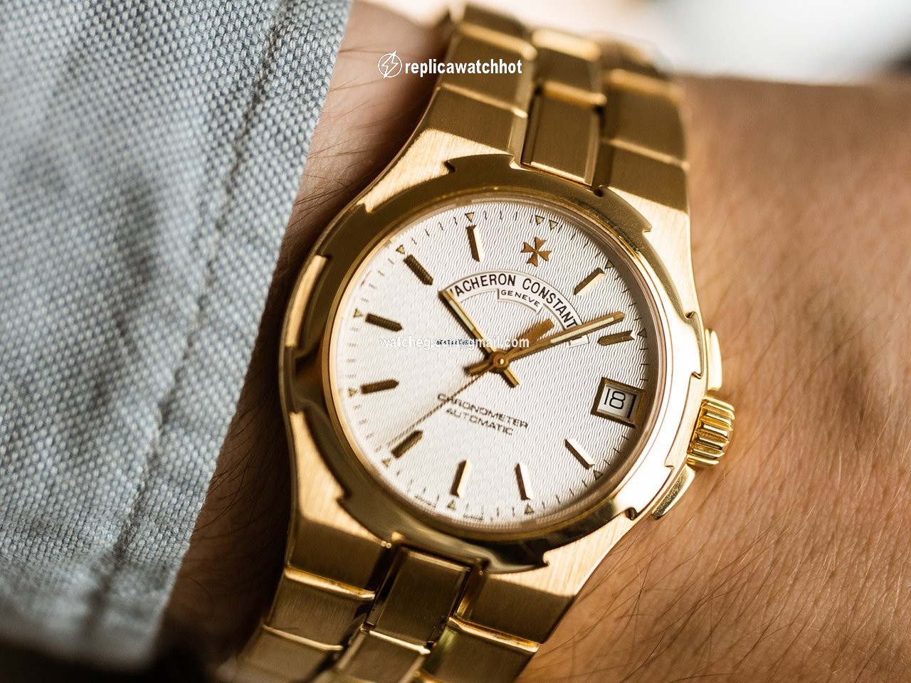 Vacheron Constantin Overseas Mens watch Unisex Automatic Yellow gold 42050 42052 423J 2