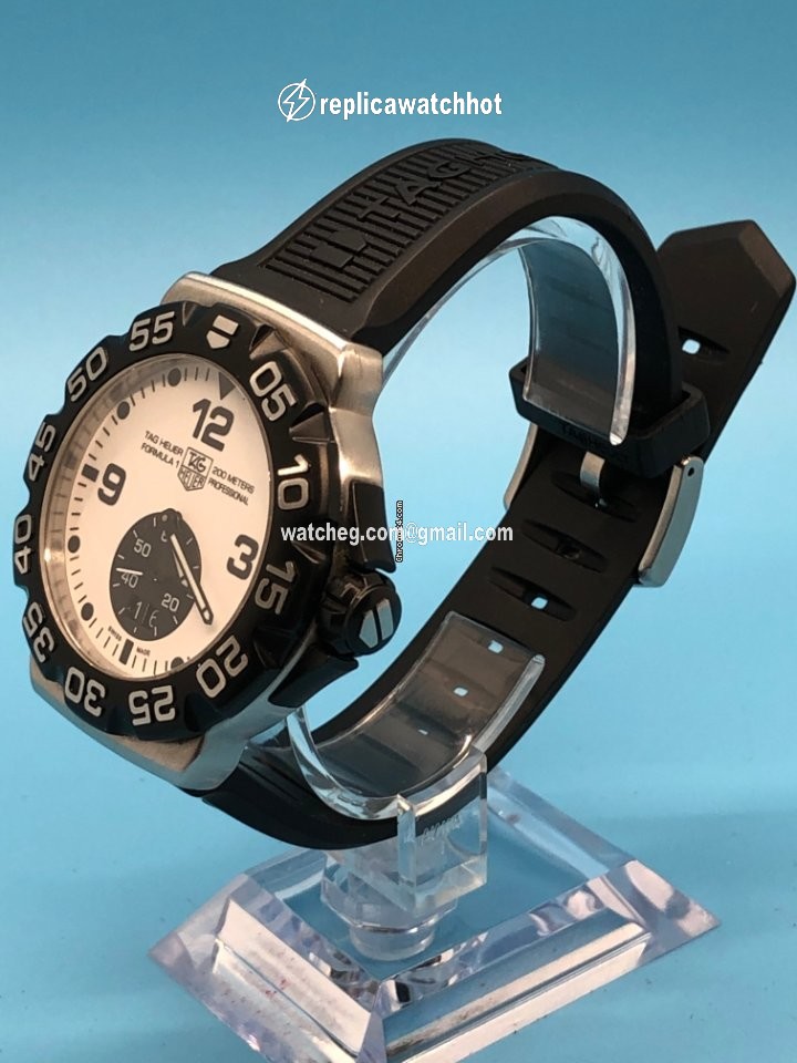 TAG Heuer Formula 1 Quartz Mens watch Unisex Quartz Steel WAH1011 2