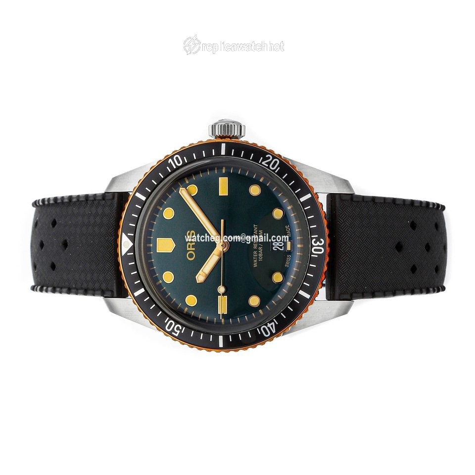 Oris Divers Sixty Five Mens watch Unisex Automatic Steel 01 733 7707 4357-07 4 20 18 2
