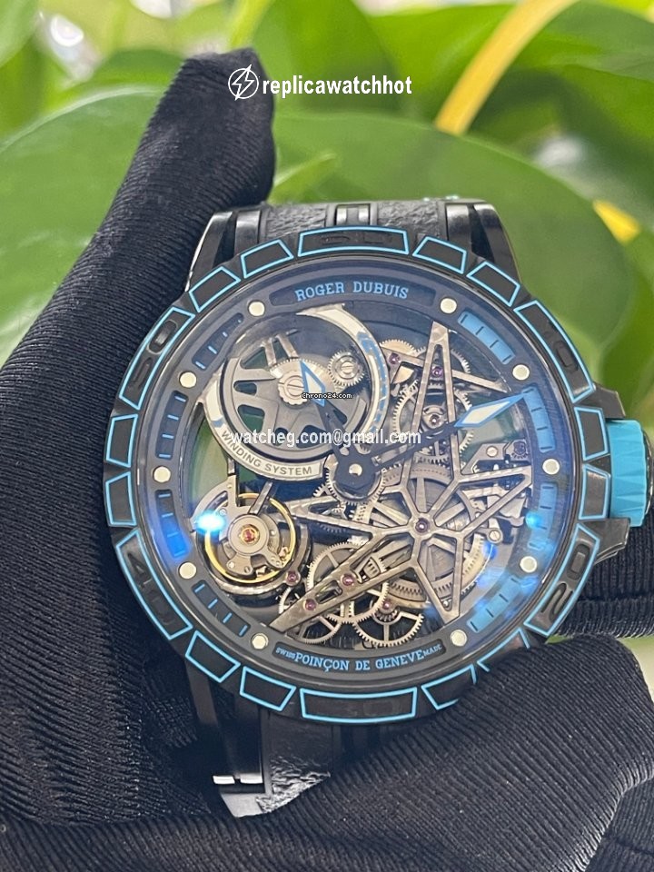 Roger Dubuis Excalibur Mens watch Unisex Automatic Titanium RDDBEX0746 2