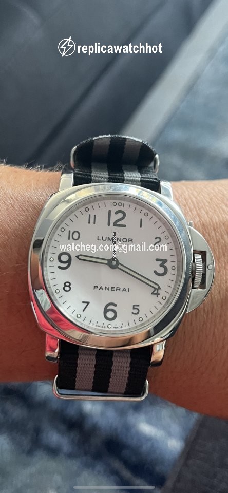 Panerai Luminor Base Mens watch Unisex Manual winding Steel PAM 00010 2