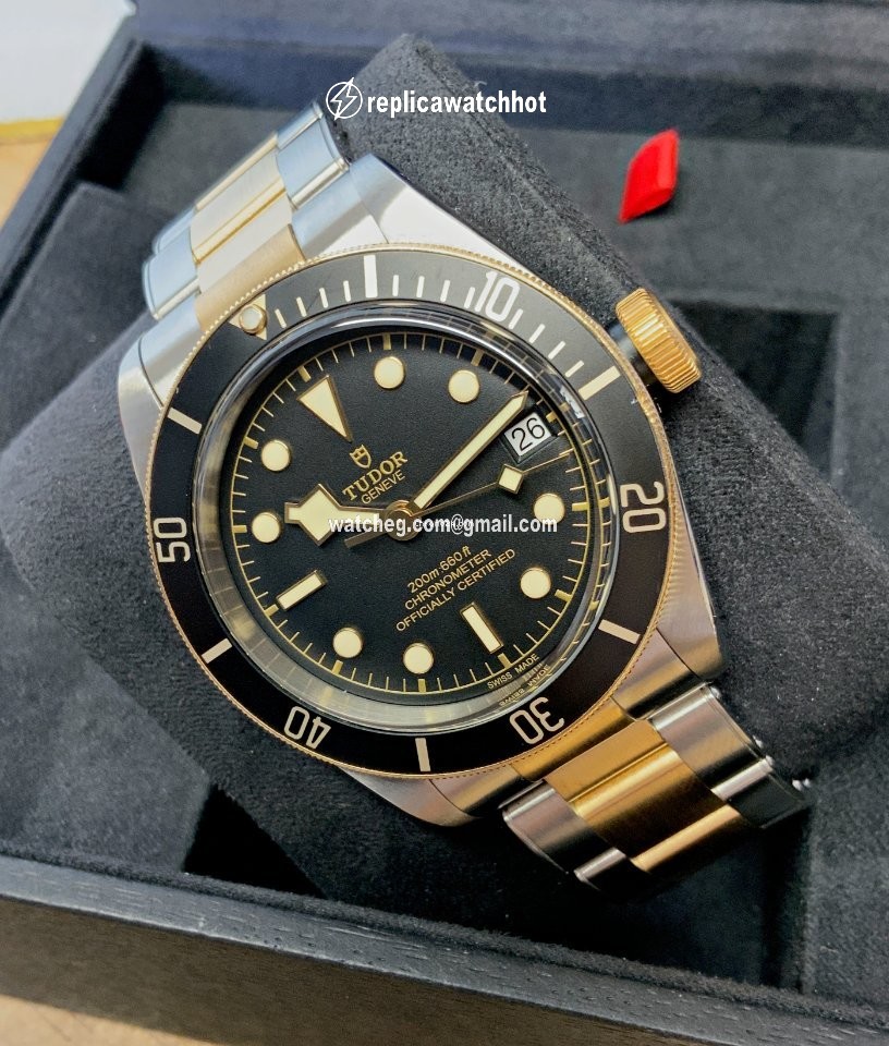 Tudor Black Bay S&G Mens watch Unisex Automatic Gold Steel 79733N 2
