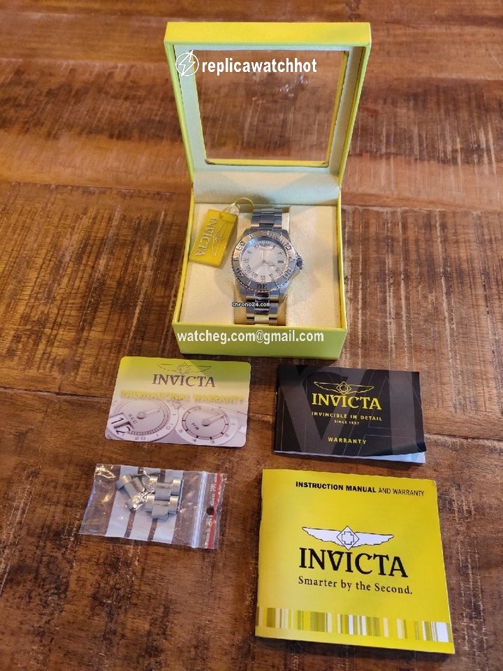 Invicta Mens watch Unisex Quartz 12819 2