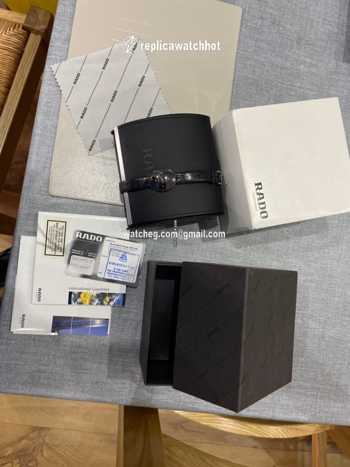 Rado eSenza Womens watch Quartz Ceramic R53093712 2