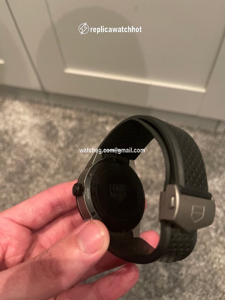 TAG Heuer Connected Mens watch Unisex Automatic Titanium SAR2A80.FT6049 2