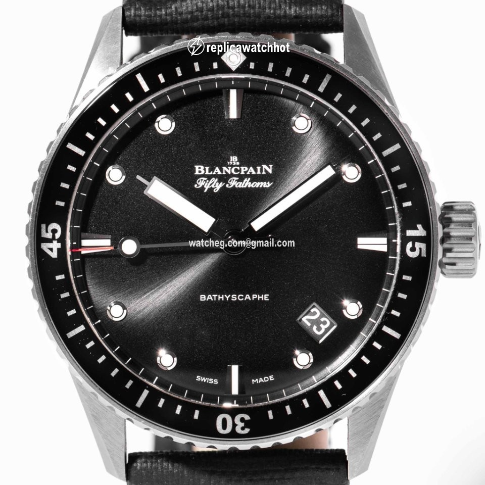Blancpain Fifty Fathoms Bathyscaphe Mens watch Unisex Automatic Titanium 5000-1230-B52A 2