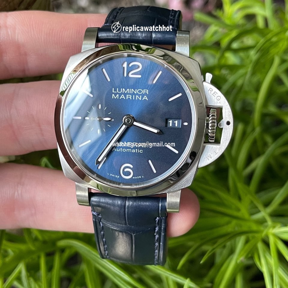 Panerai Luminor Marina 1950 3 Days Automatic Mens watch Unisex Automatic Steel PAM 01393 2