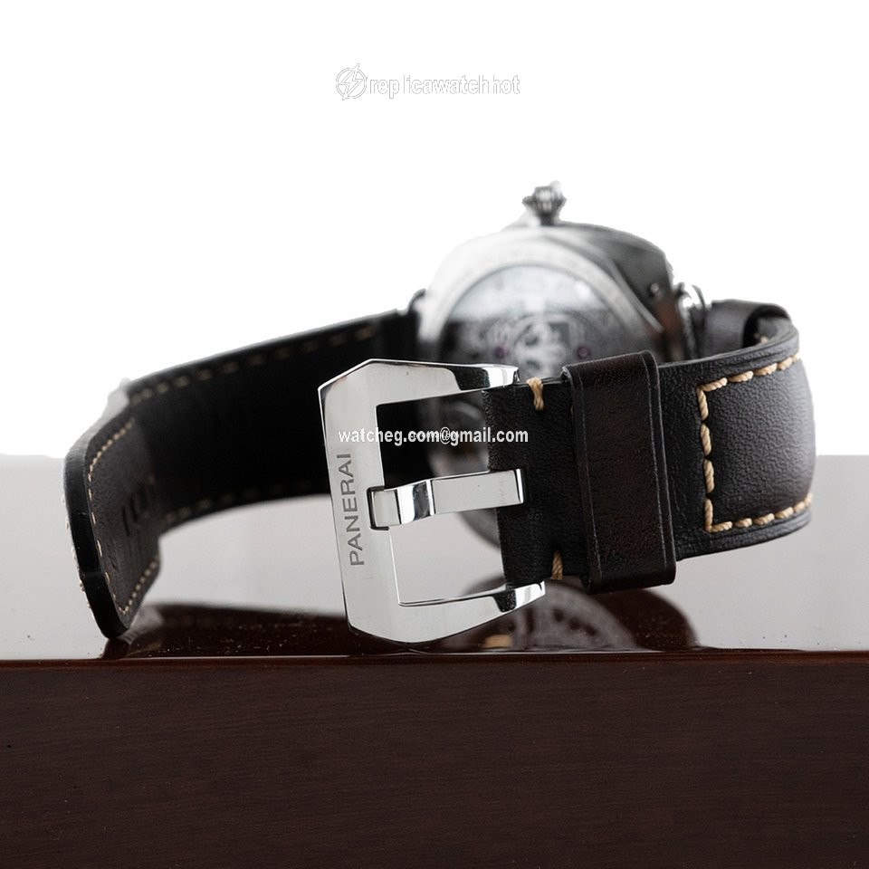 Panerai Manual winding Steel PAM00672 2