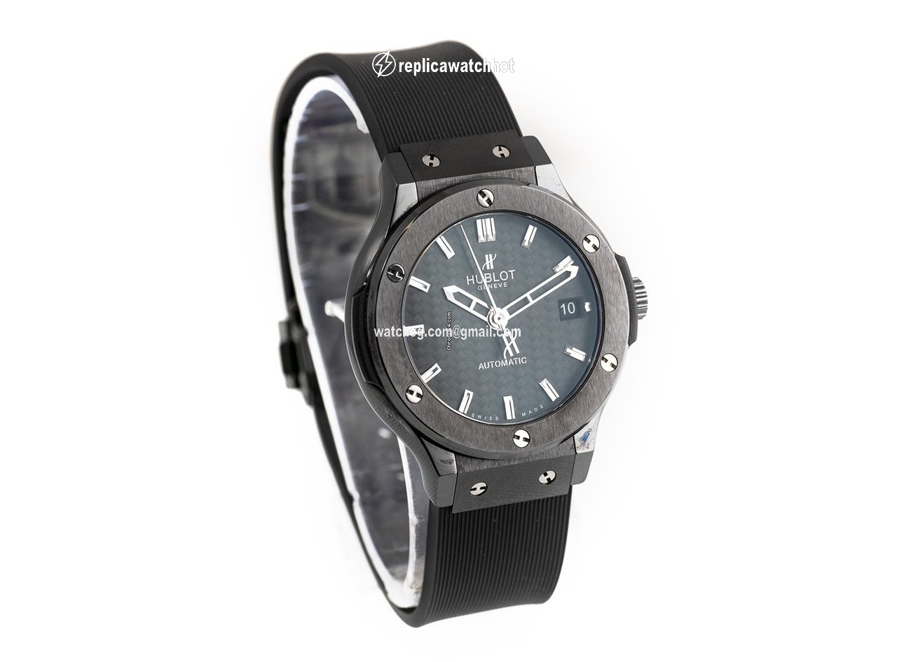 Hublot Classic Fusion 45, 42, 38, 33 mm Womens watch Automatic Ceramic 565.CM.1770.RX 2