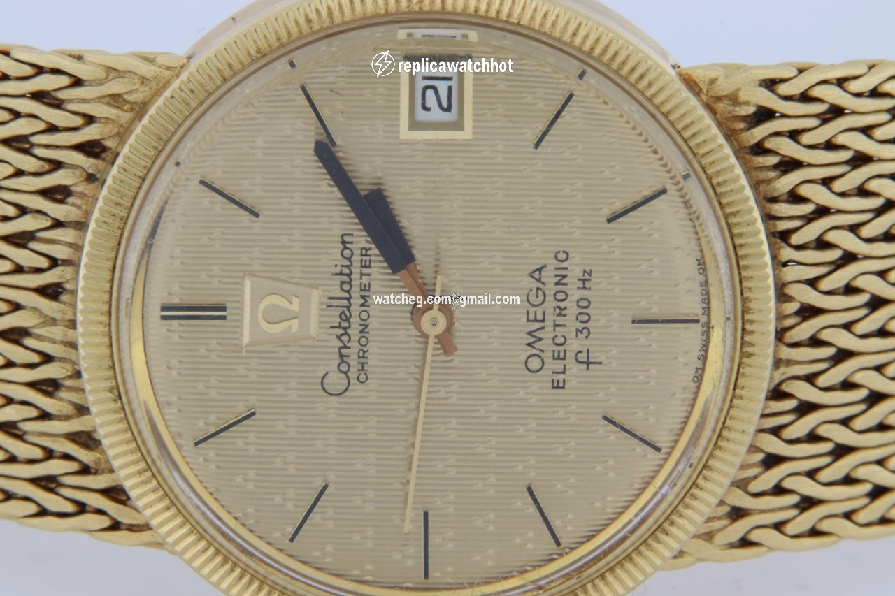 Omega Constellation Mens watch Unisex Quartz Yellow gold f300Hz 2