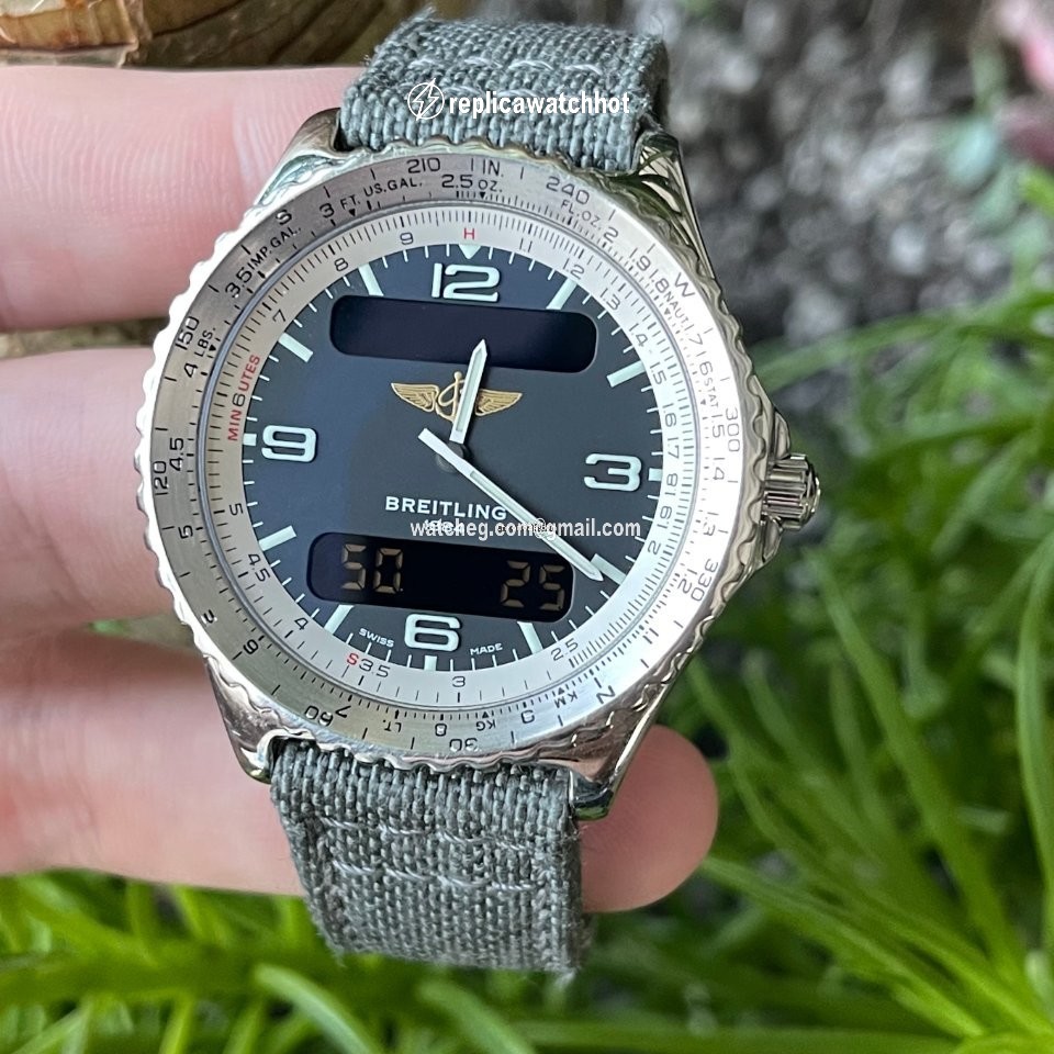 Breitling Chronospace Mens watch Unisex Quartz Steel A56012.1 2