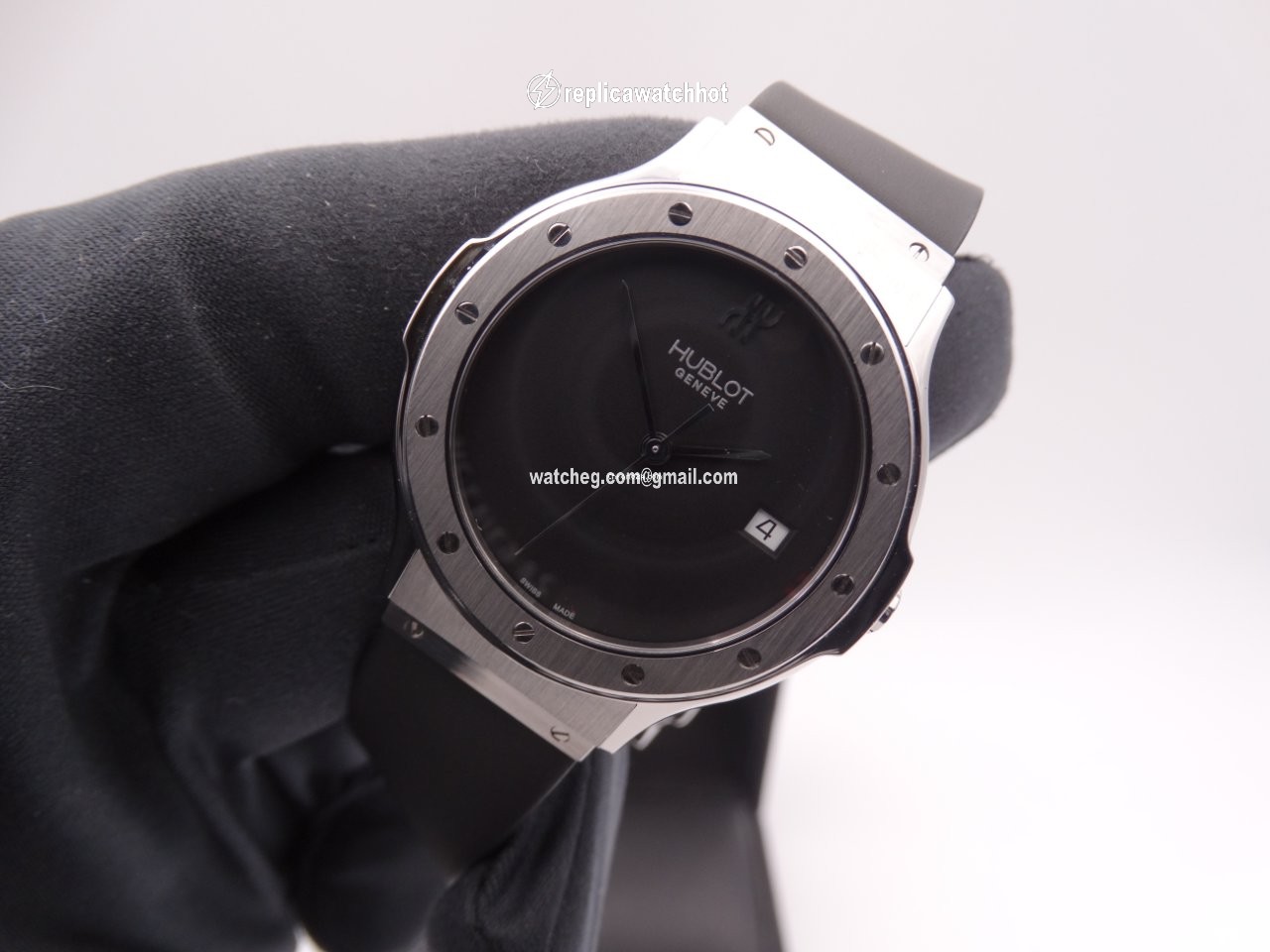Hublot Classic Mens watch Unisex Quartz Steel B1525.1 2