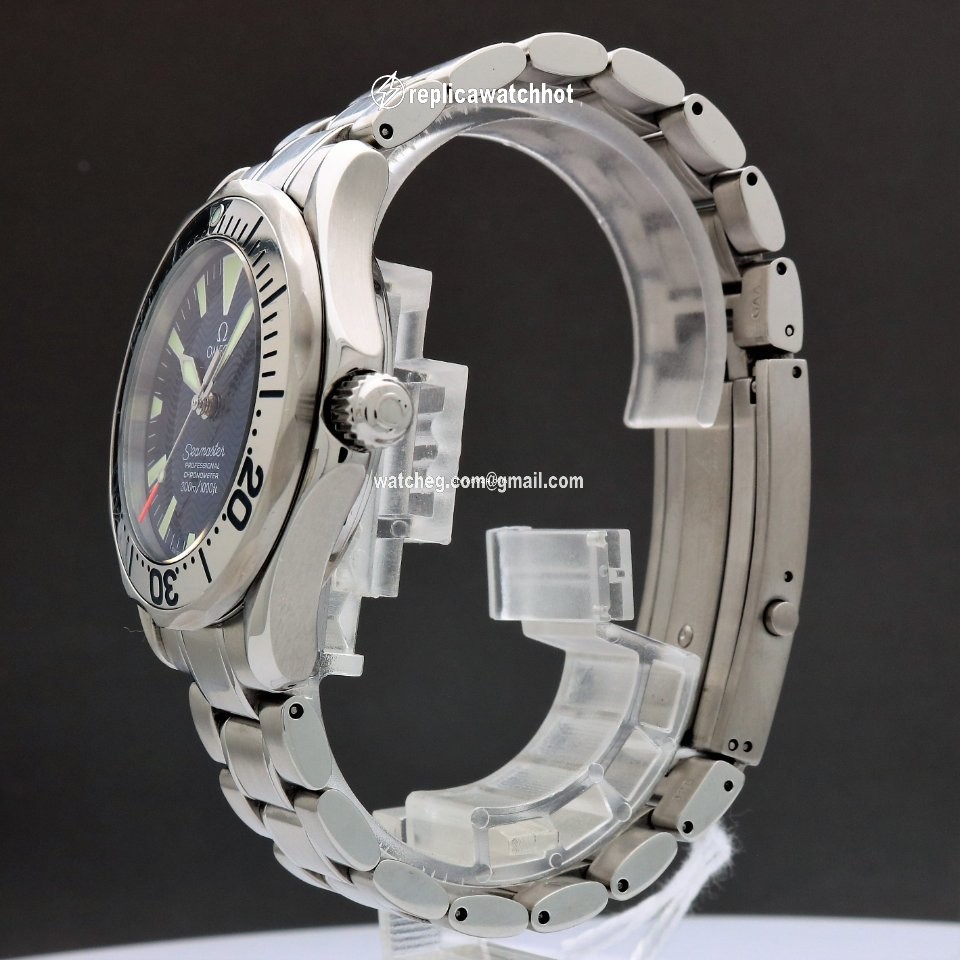 Omega Seamaster Diver 300 M Mens watch Unisex Automatic Steel 2253.80 2