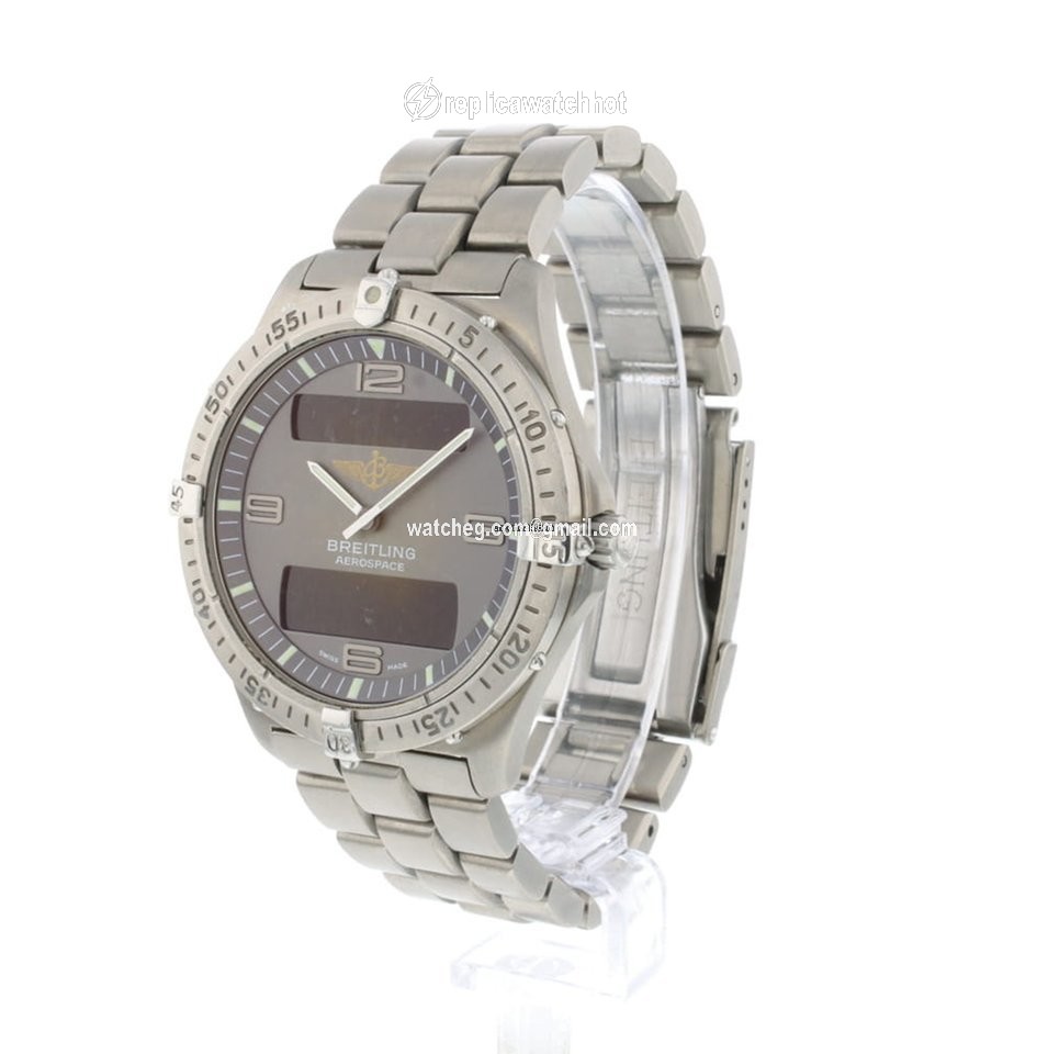 Breitling Aerospace Mens watch Unisex Quartz Titanium E56062 2