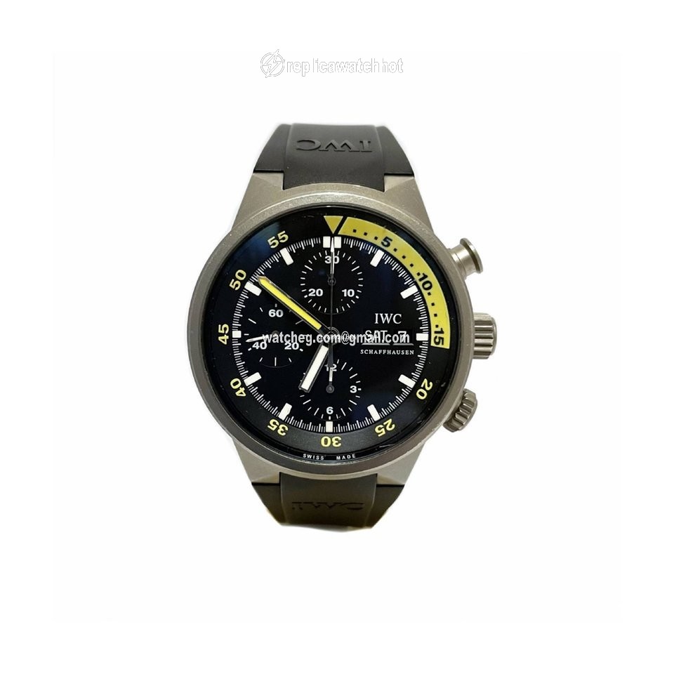 IWC Aquatimer Chronograph Mens watch Unisex Automatic Titanium IW3719 2
