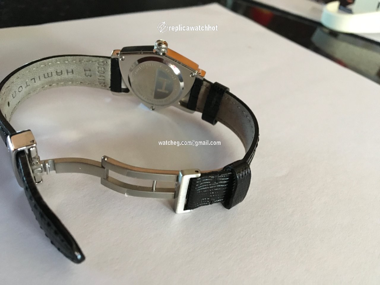 Hamilton Ventura Womens watch Quartz H24 211 732 2