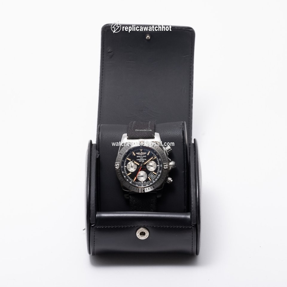 Breitling Mens watch Unisex Automatic Steel A17390 2