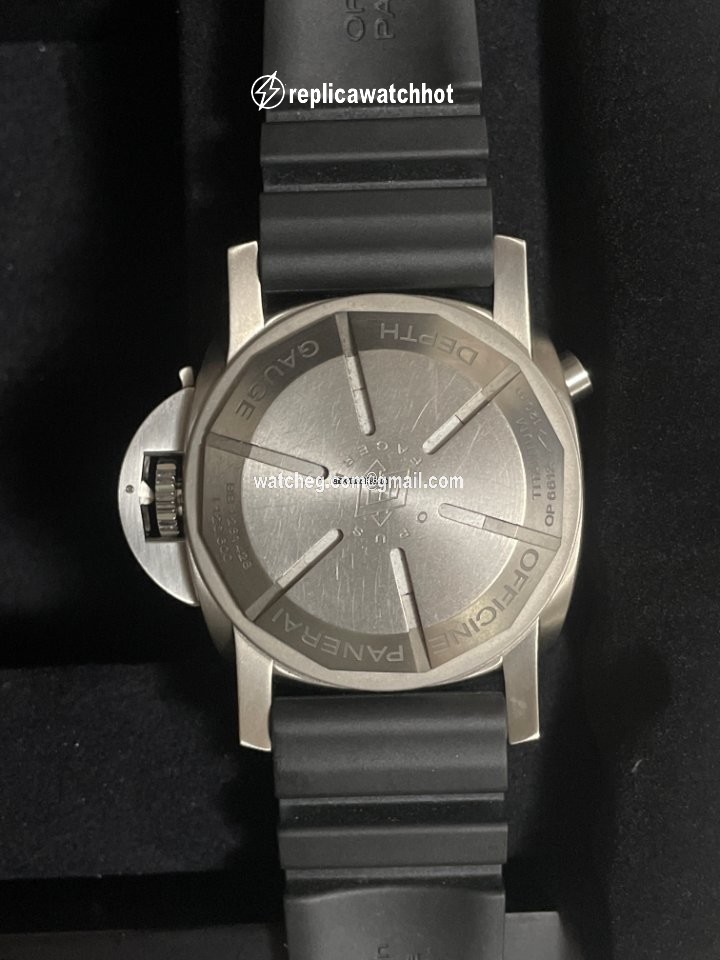 Panerai Luminor Submersible 1950 Depth Gauge Mens watch Unisex Automatic Titanium PAM 00193 2