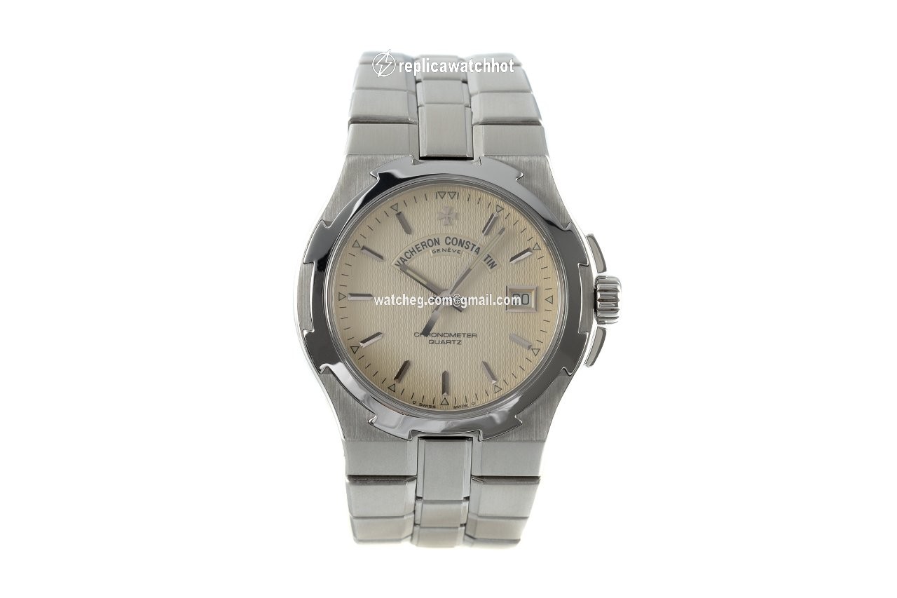 Vacheron Constantin Overseas Mens watch Unisex Quartz Steel 42040-72040 1 2