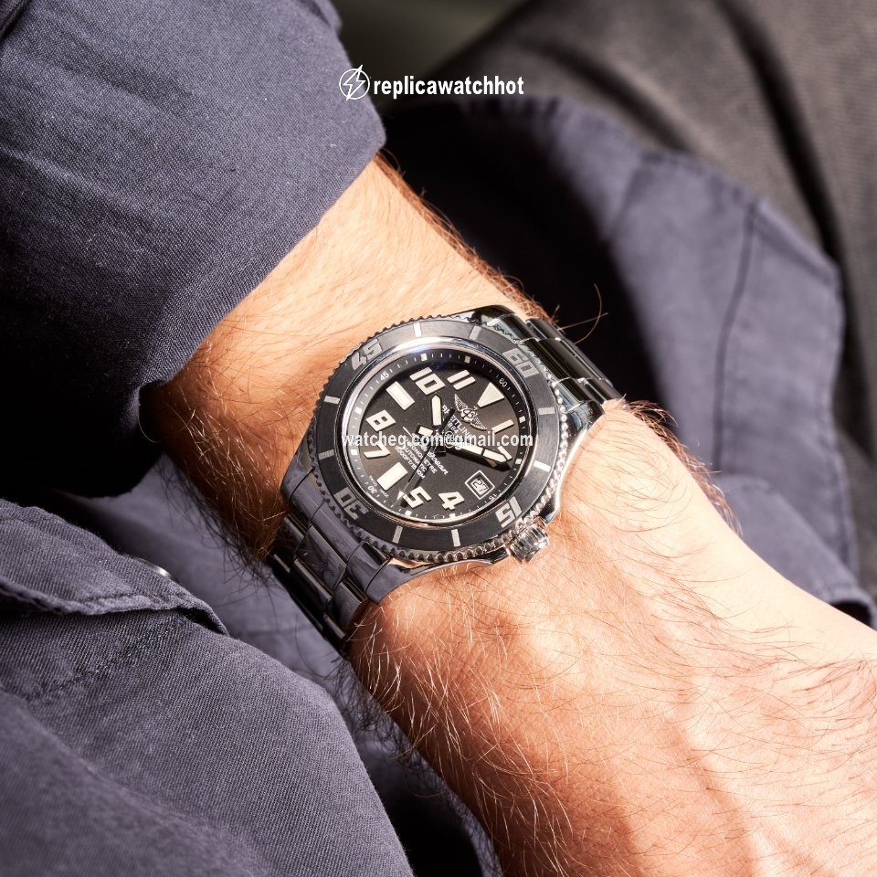 Breitling Superocean 42 Mens watch Unisex Automatic Steel A17364 2