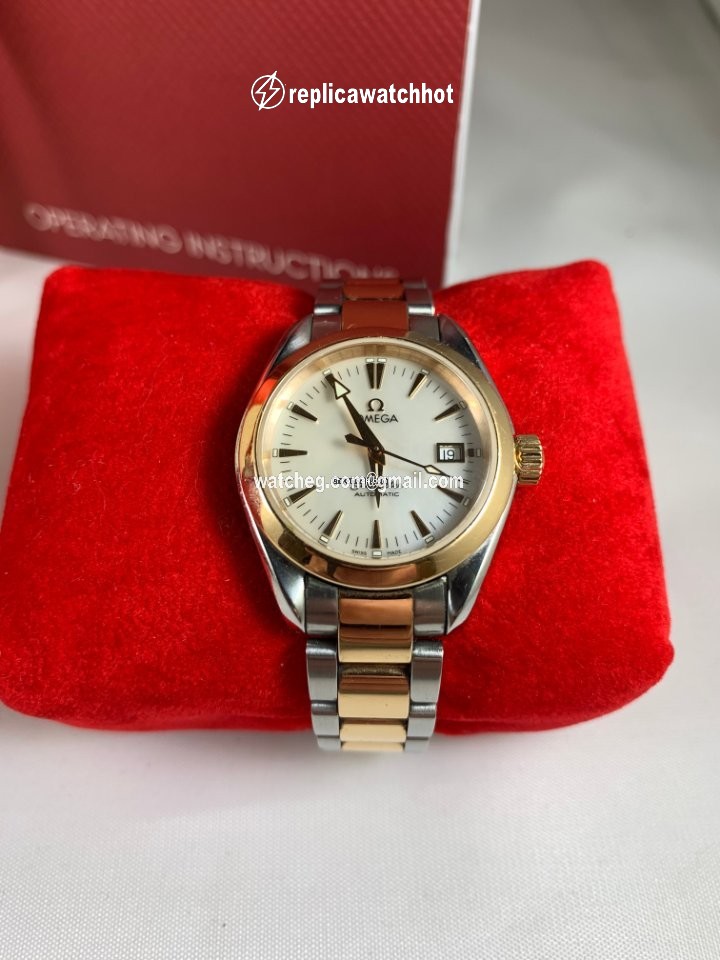 Omega Seamaster Aqua Terra Womens watch Automatic Gold Steel 2373.70.00 2