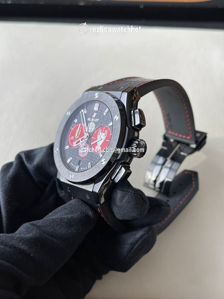 Hublot Classic Fusion Chronograph Mens watch Unisex Automatic Ceramic 521.CM.1737.LR.BYM13 2