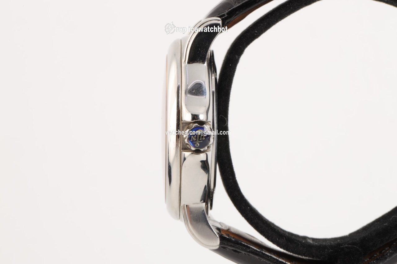 Ulysse Nardin San Marco Big Date Mens watch Unisex Automatic Steel 223-88 2