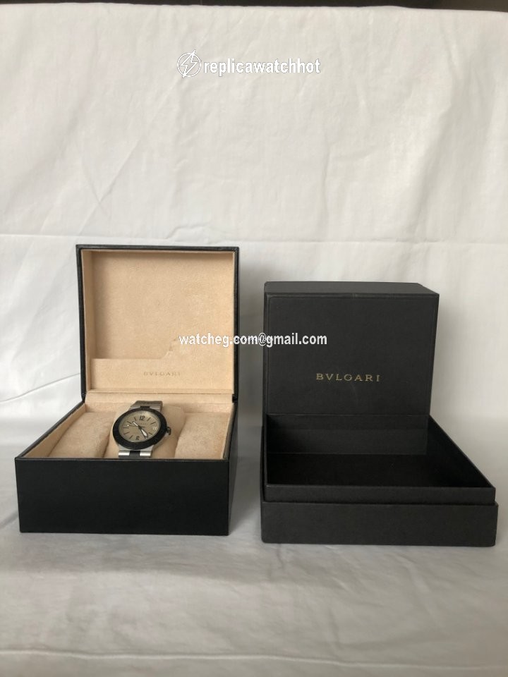 Bulgari Diagono Mens watch Unisex Automatic Aluminum AL 38 A 2