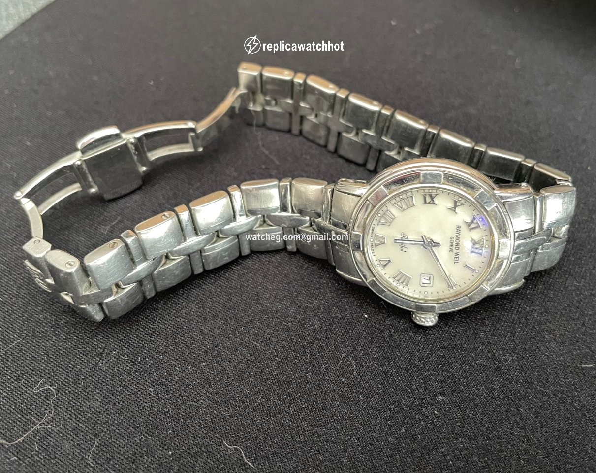 Raymond Weil Parsifal Womens watch Quartz Steel 2970-ST-00308 2