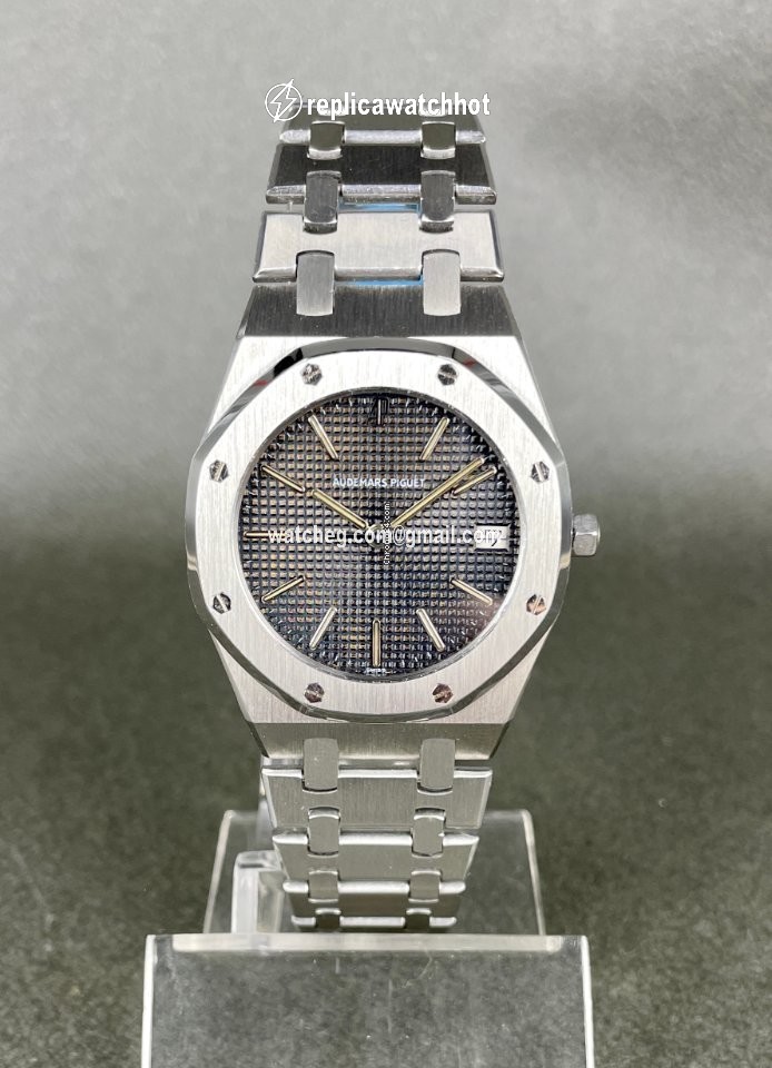 Audemars Piguet Royal Oak Mens watch Unisex Quartz Steel 6023ST 2