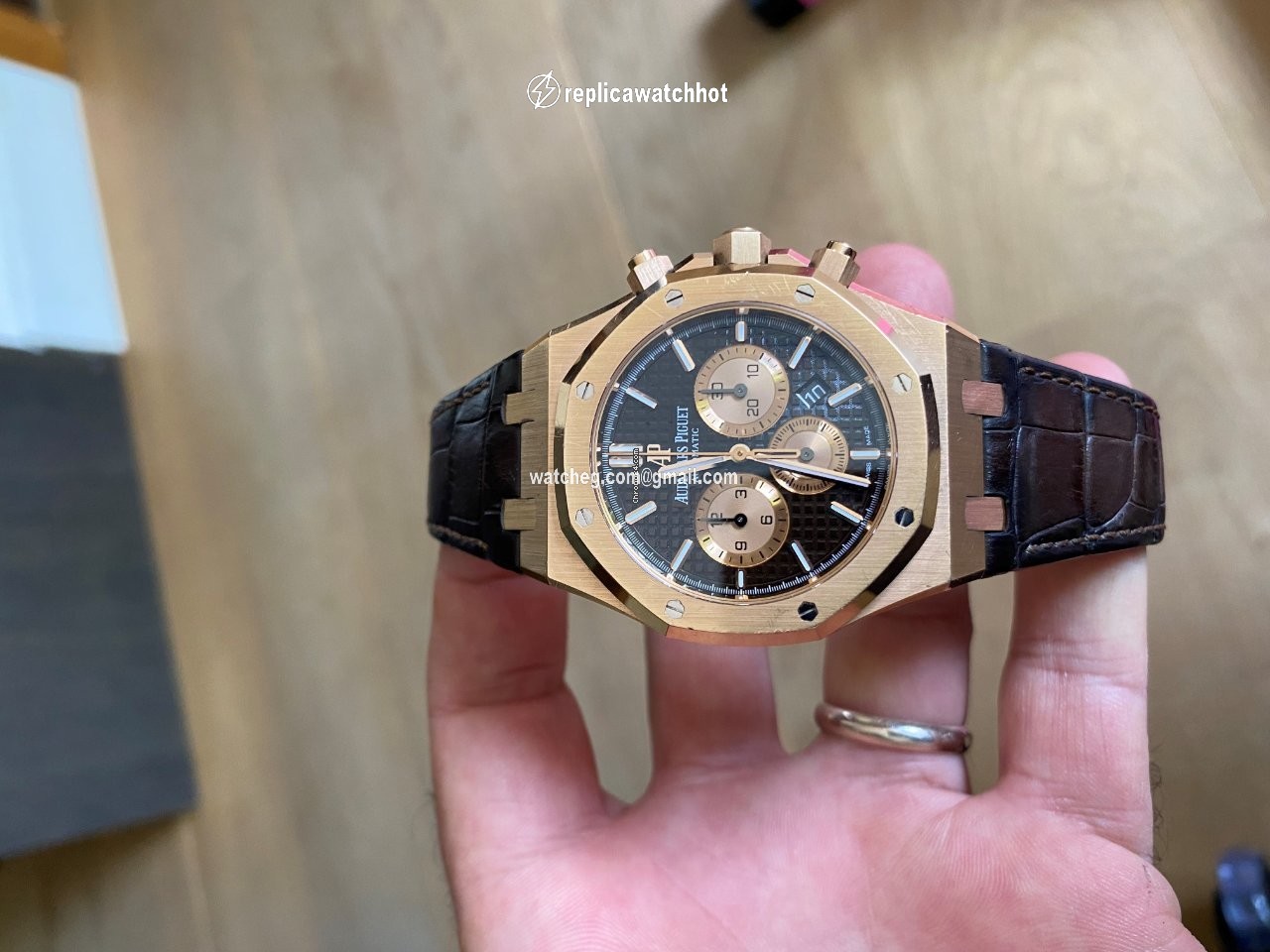 Audemars Piguet Royal Oak Chronograph Mens watch Unisex Automatic Rose gold 263310R.00D821CR.01 2