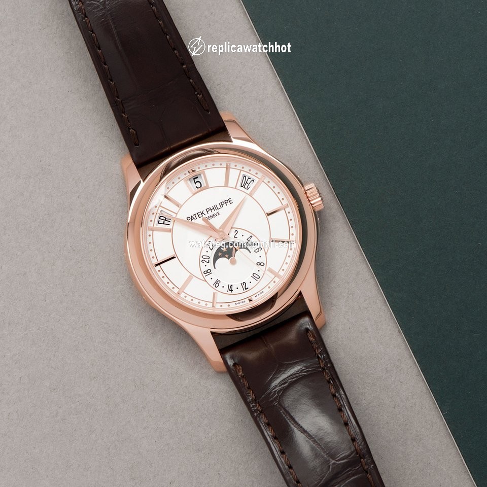 Patek Philippe Annual Calendar Mens watch Unisex Automatic Rose gold 5205R 2
