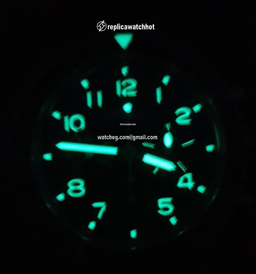Breguet Type XX - XXI - XXII Mens watch Unisex Automatic Steel 3803ST 92 3W6 2