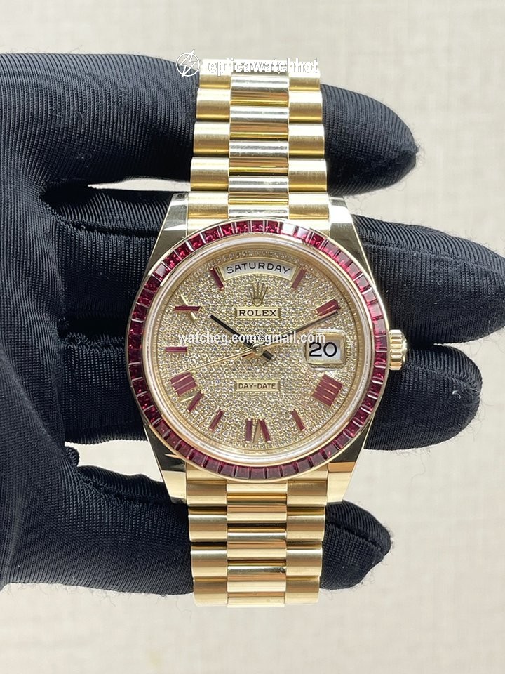 Rolex Day-Date 40 Mens watch Unisex Yellow gold Automatic 228398TRU 2